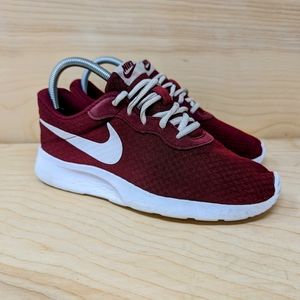 Women’s Size 7 - NIKE Tanjun Team Red White Running Sneakers 812655-604